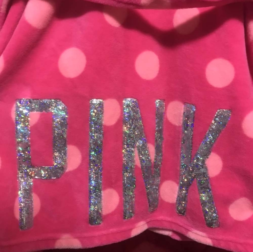 PINK robe, polka dots, gently used❤